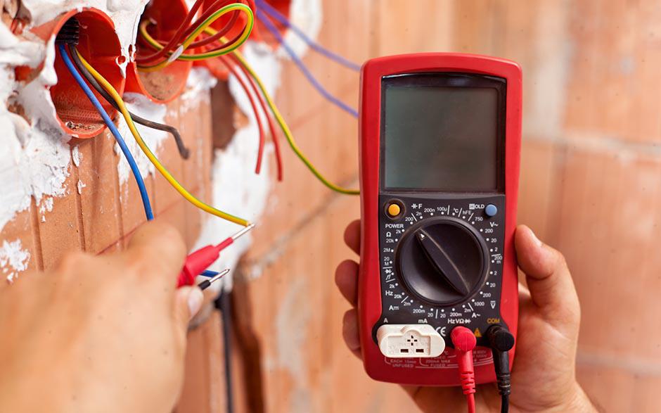 besoin d'un électricien Beynes
